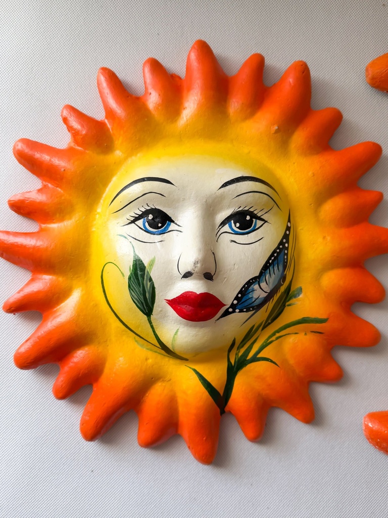 Articiones Handmade Sun and Moon Face Engraved Art Wall Changer Decor Clay